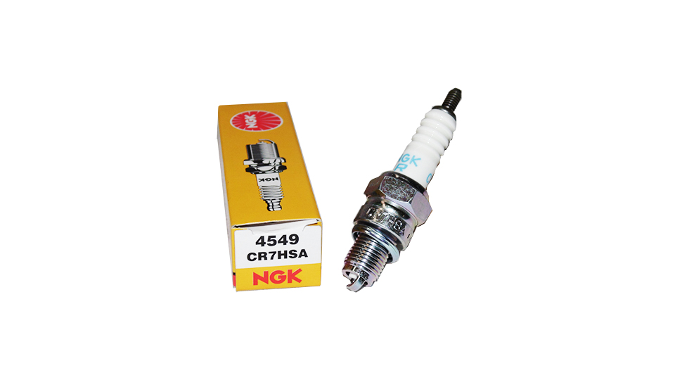 CR7HSA - NGK Spark Plug